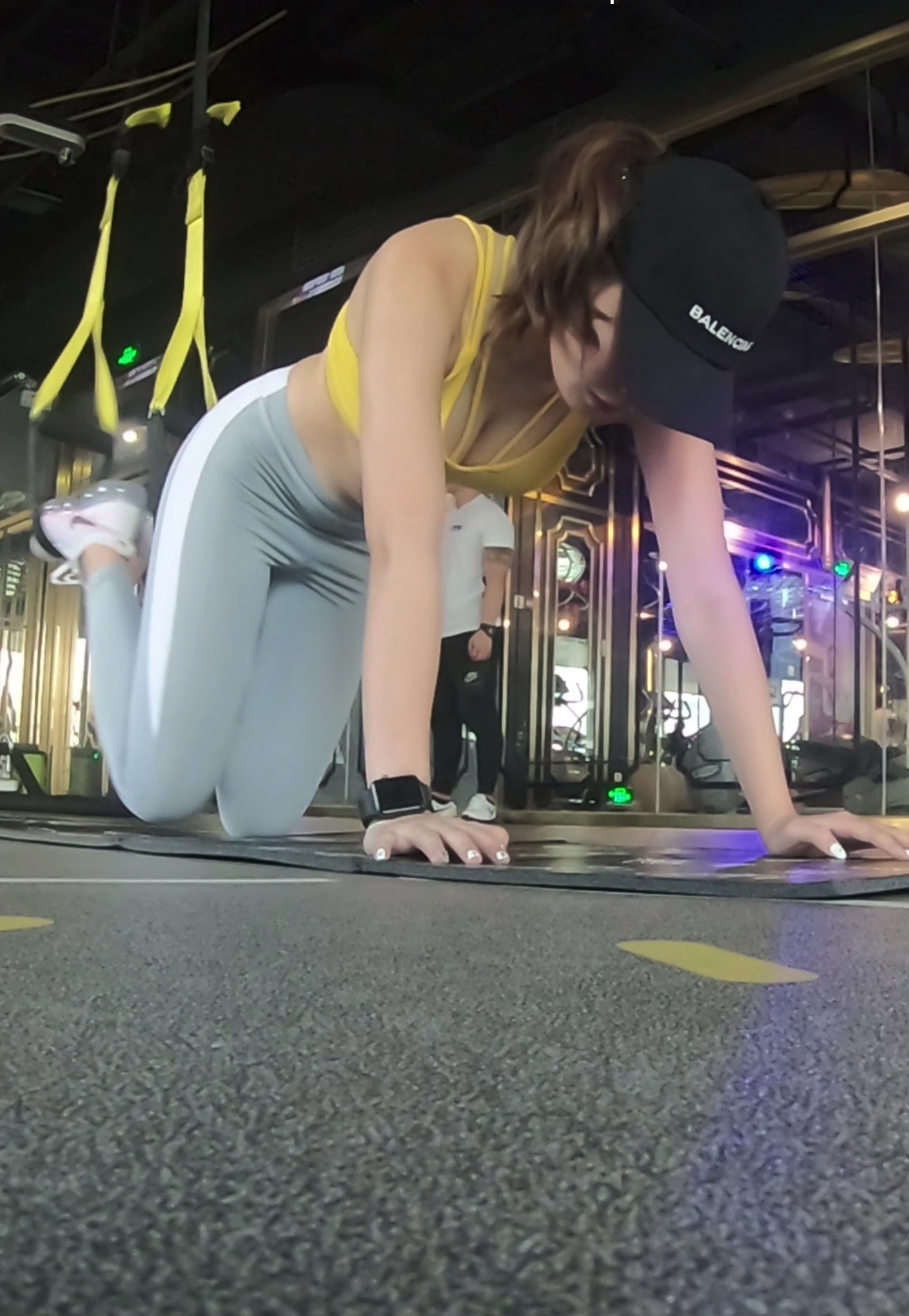 模拍喜欢健身的漂亮小姐姐《四》