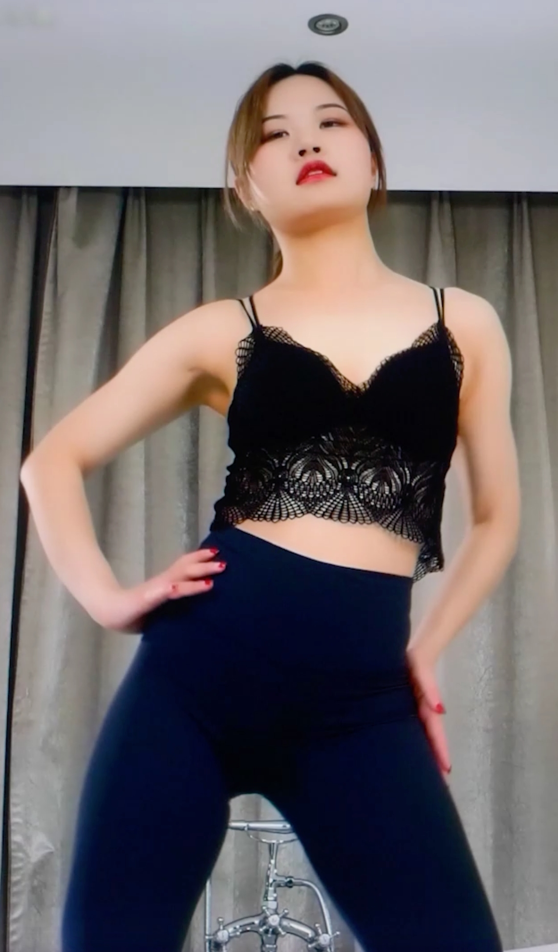 舞艺吧 卡哆梅3  [56V/12G]